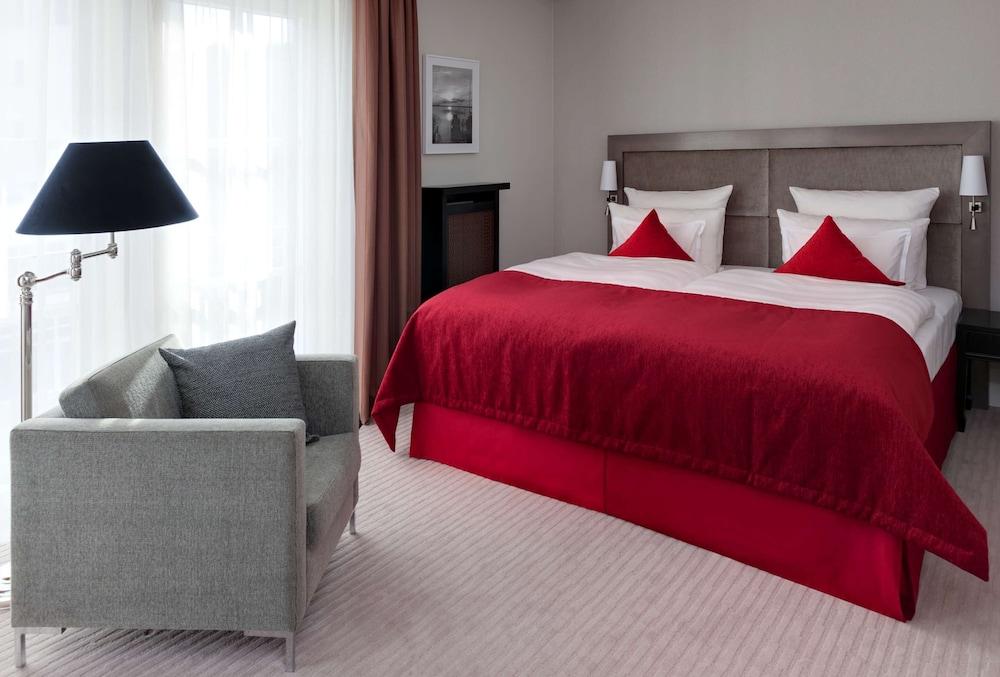Steigenberger Grandhotel & Spa Heringsdorf Εξωτερικό φωτογραφία A room at the hotel
