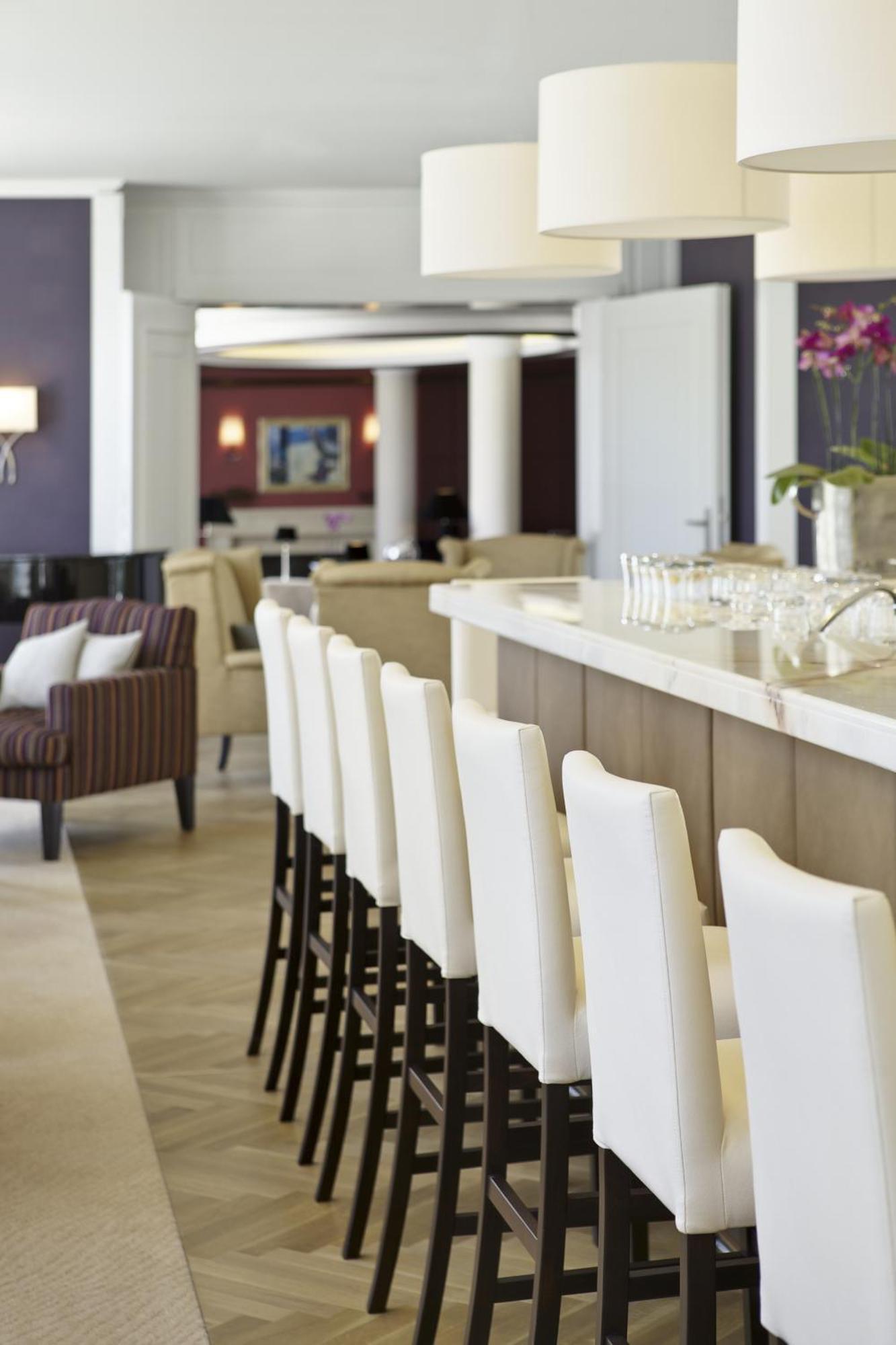 Steigenberger Grandhotel & Spa Heringsdorf Εξωτερικό φωτογραφία Club Lounge at the airport