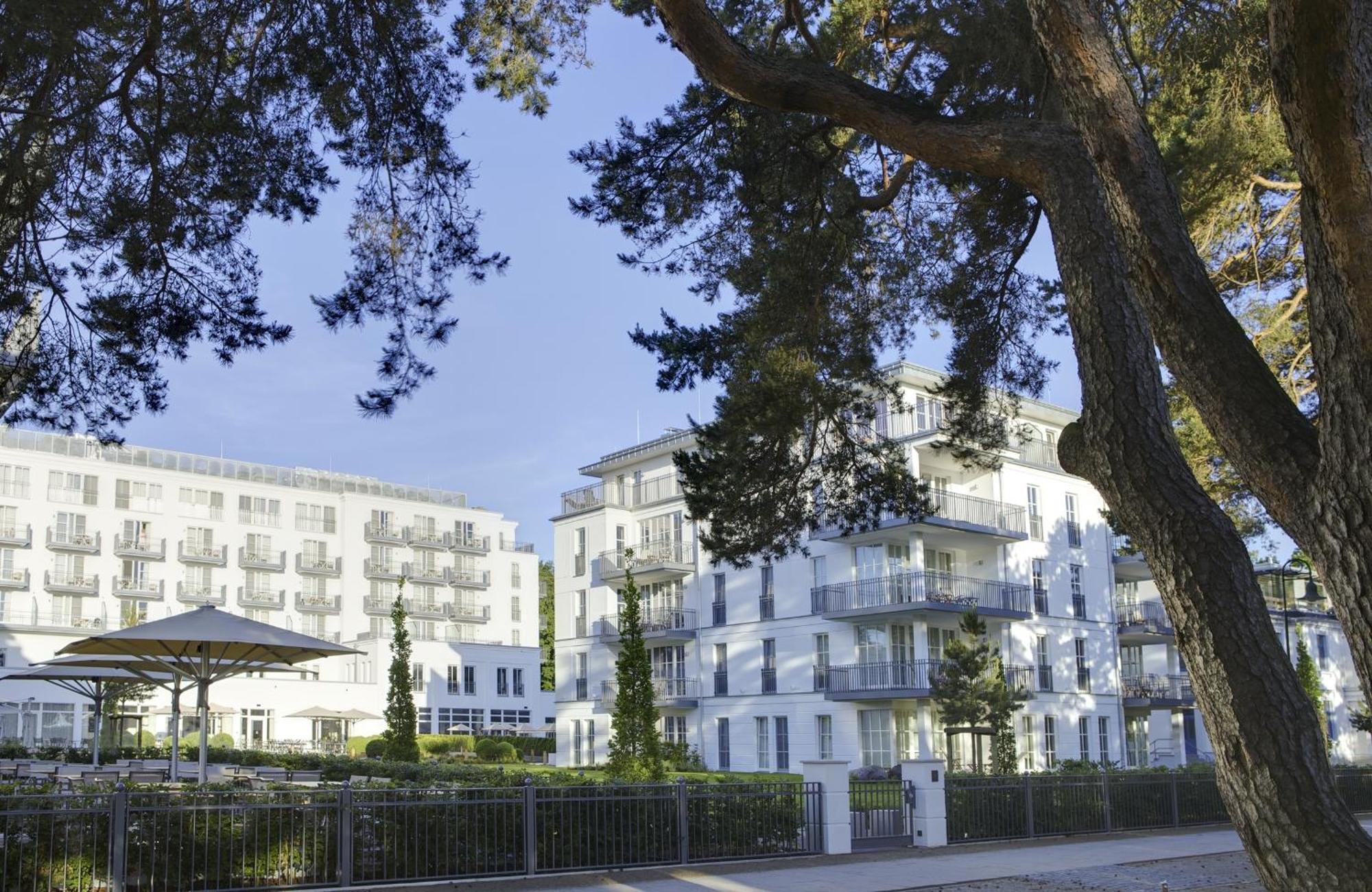 Steigenberger Grandhotel & Spa Heringsdorf Εξωτερικό φωτογραφία The new residential buildings